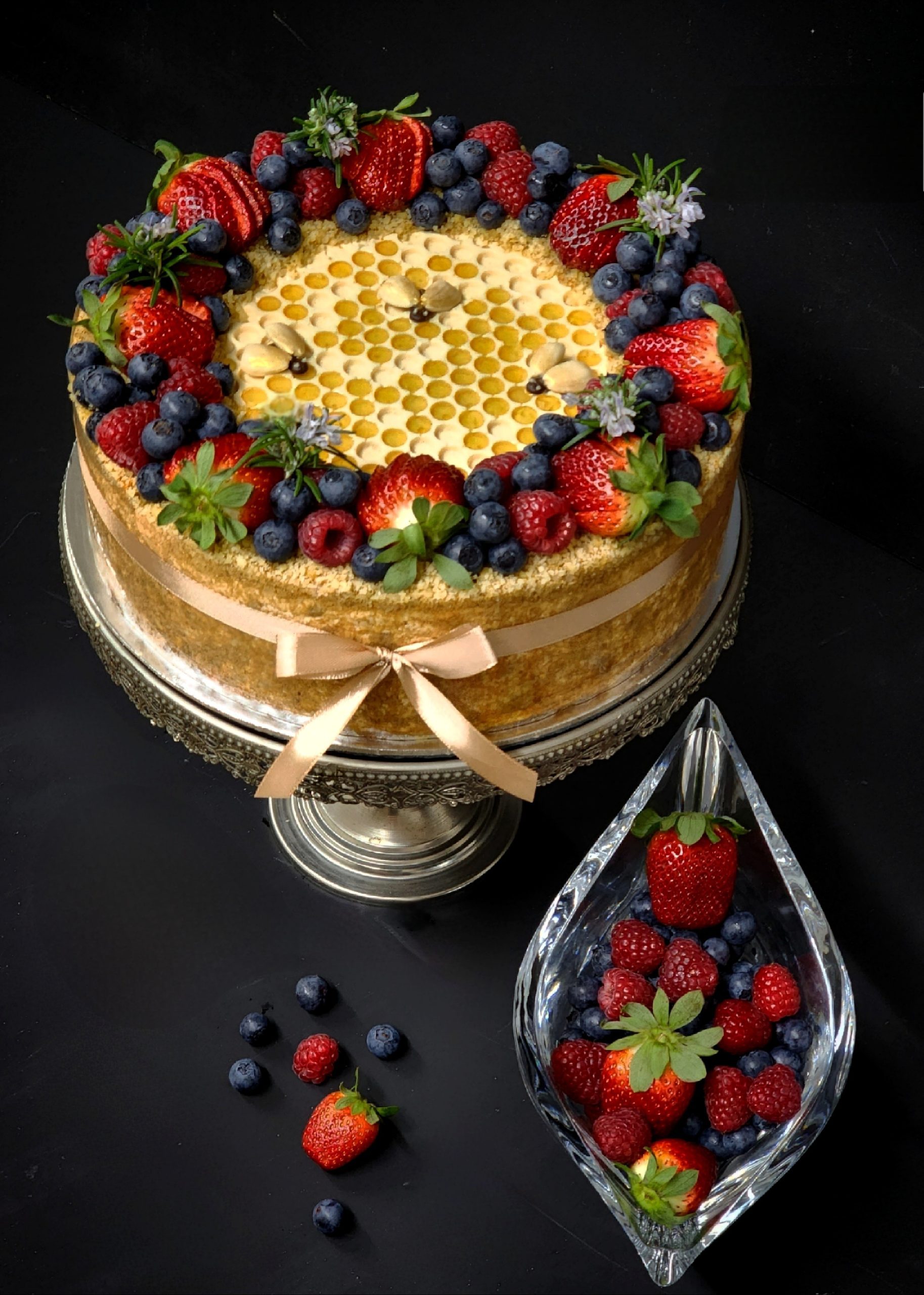Honey cake